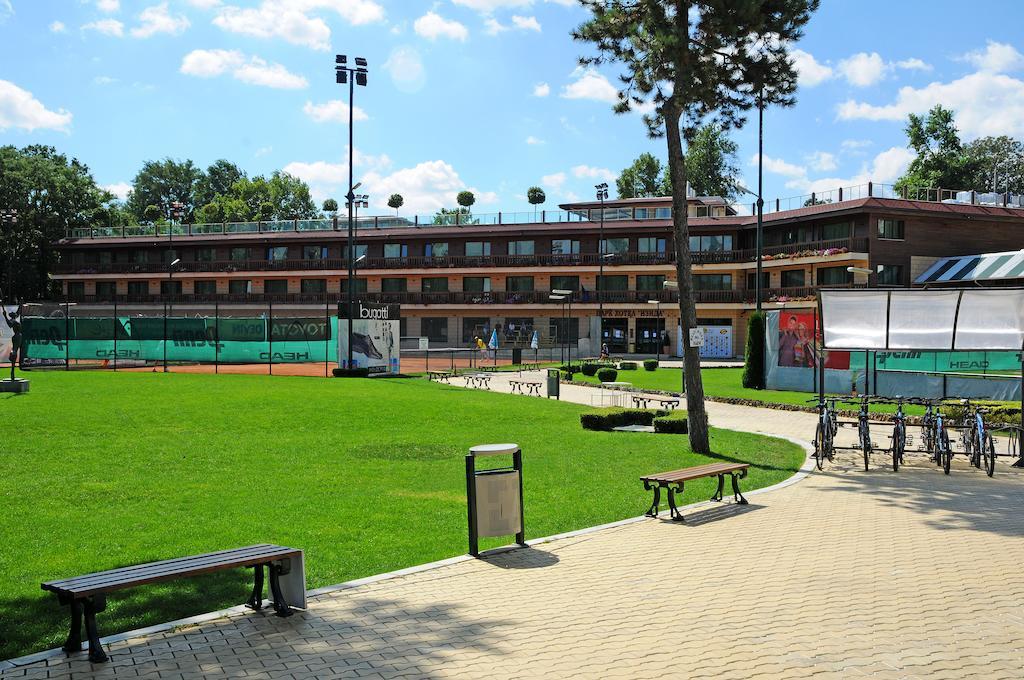 Park Hotel Izida Dobrich Exterior foto